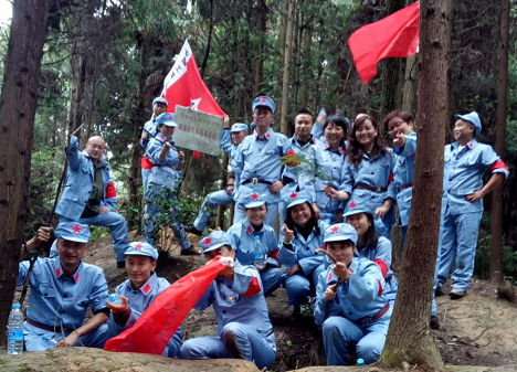 忆红色经典 传承红色魂 忆红色经典 传承红色魂